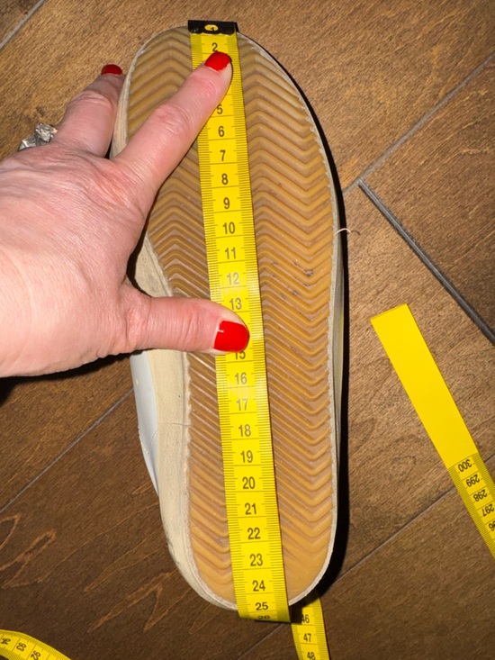 Golden Goose Womens White Leather SuperStar Sneakers - SIZE 37 - Picture 8 of 8